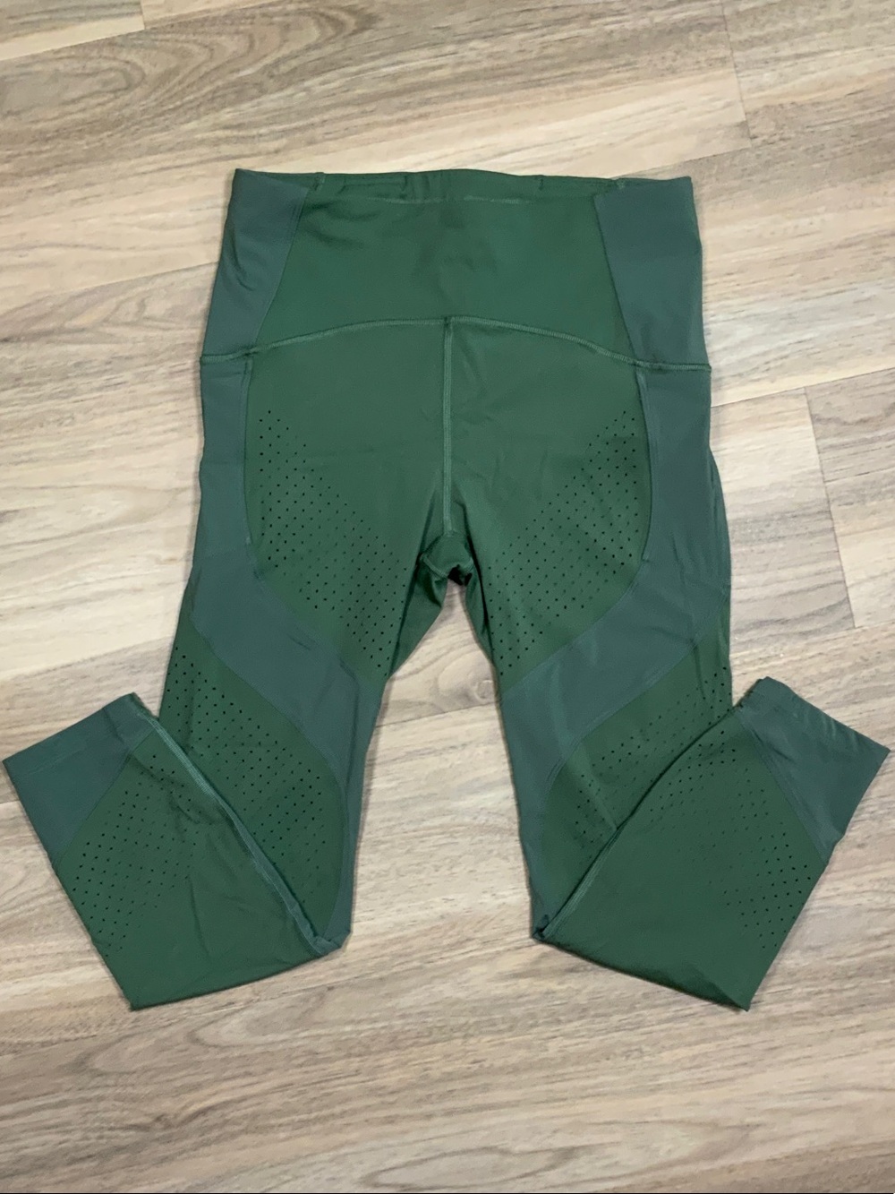 lululemon Uncovered Strength HR Crop Legging 23”